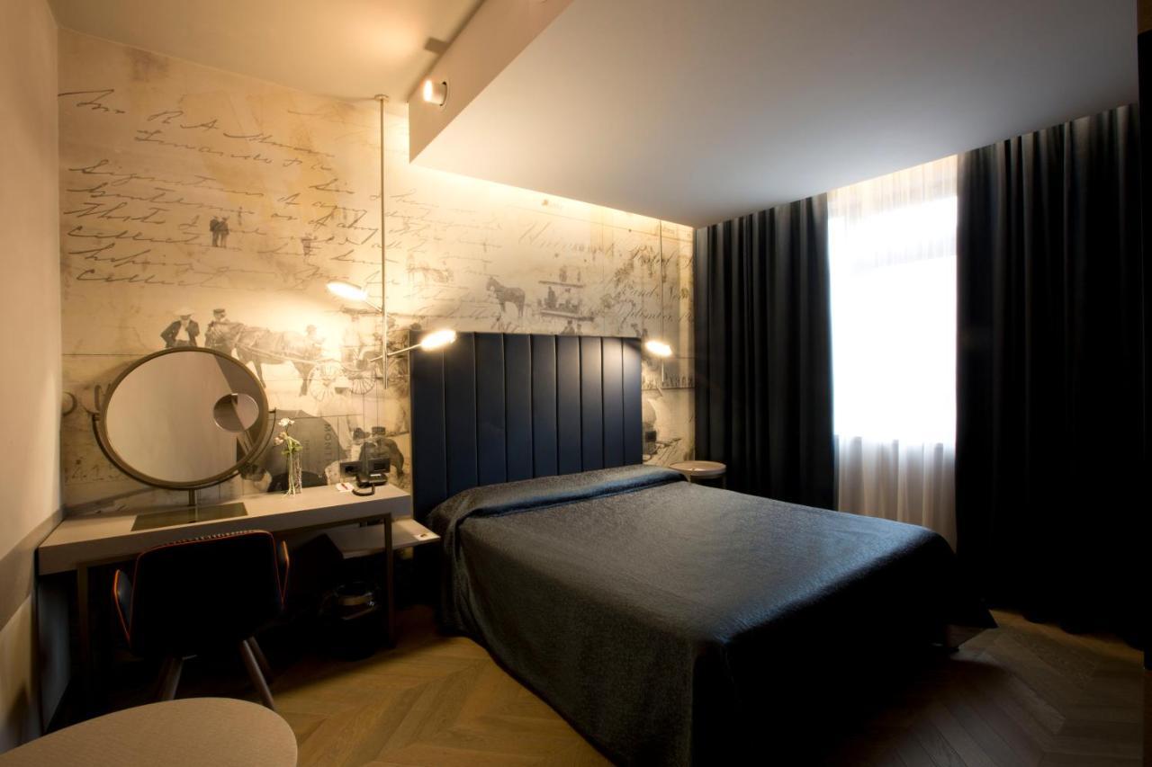 Palace Hotel Moderno 포르데노네 외부 사진