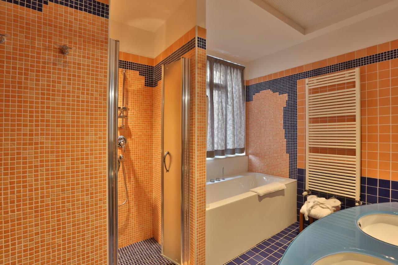 Palace Hotel Moderno 포르데노네 외부 사진